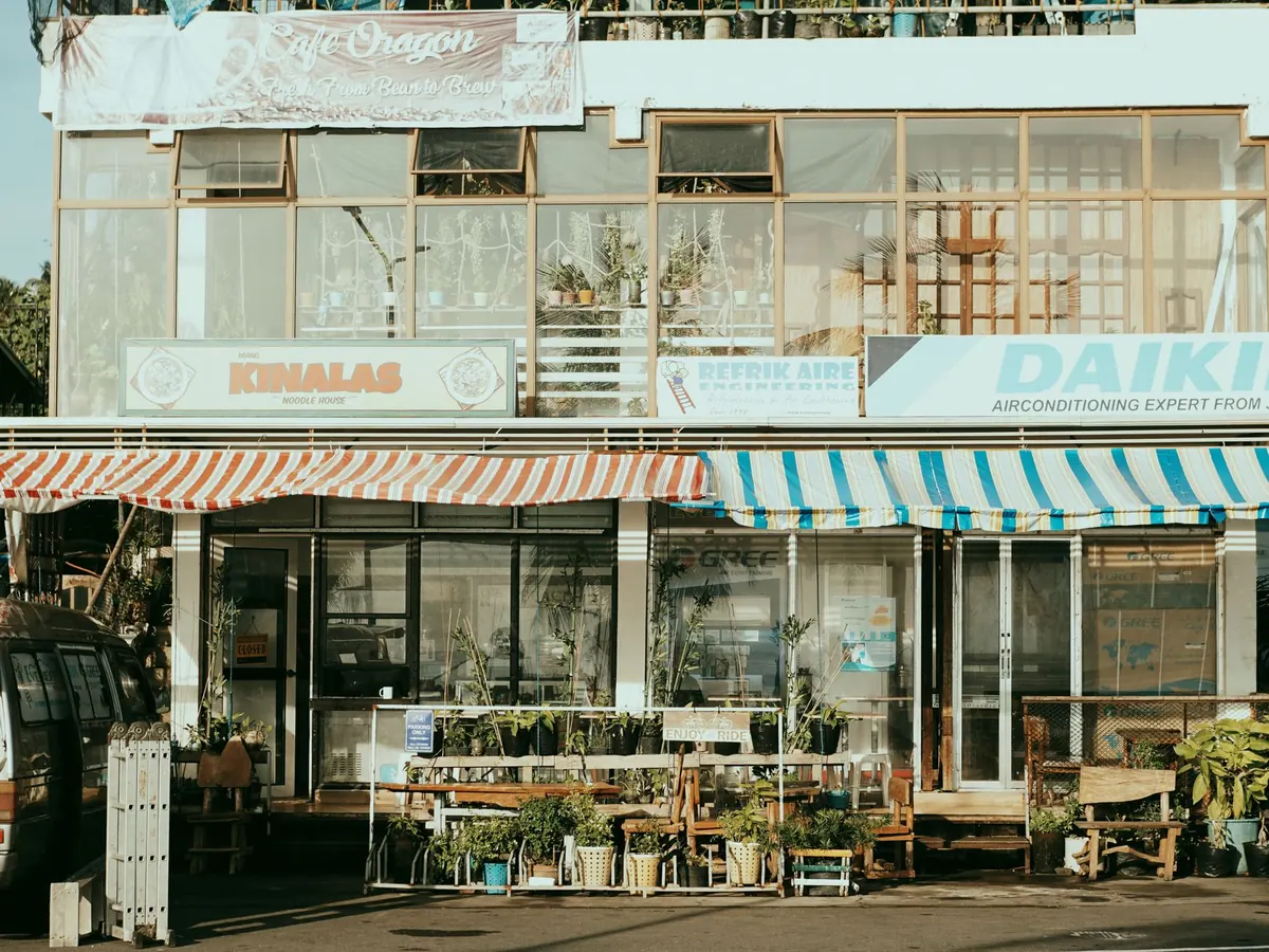Local Business Saturday: How Ridge Shops Can Make the Most of It